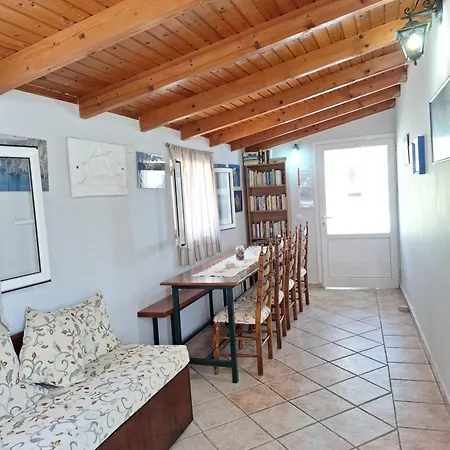Villasabella Laganas